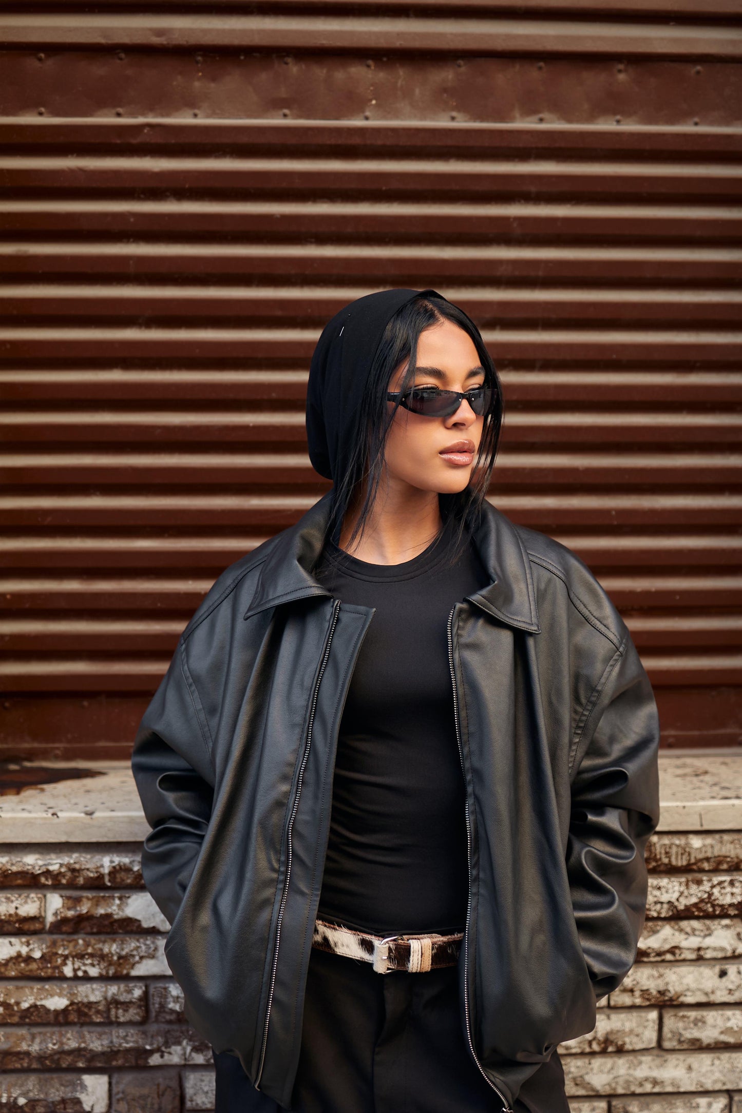 BLACK LEATHER JACKET