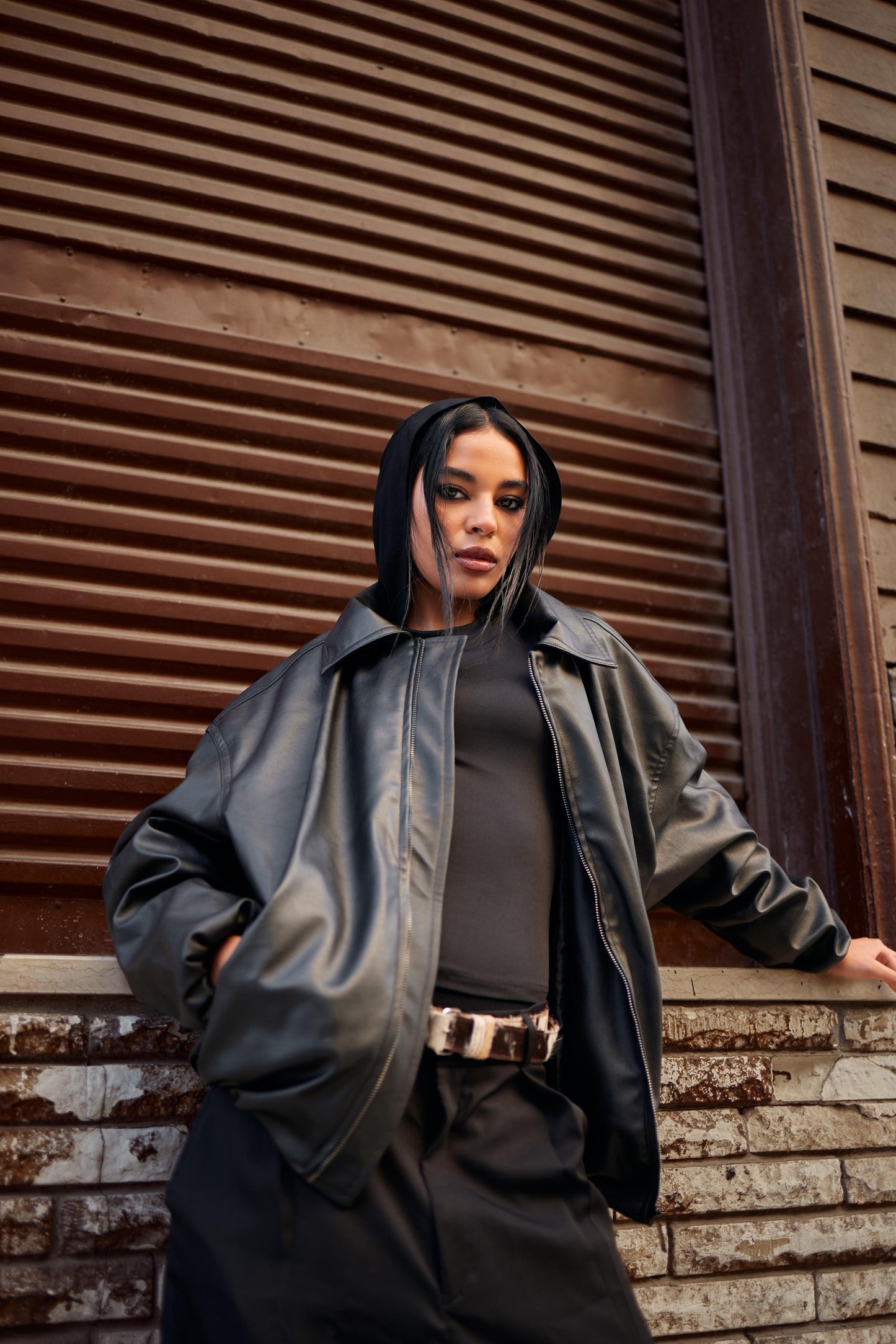 BLACK LEATHER JACKET