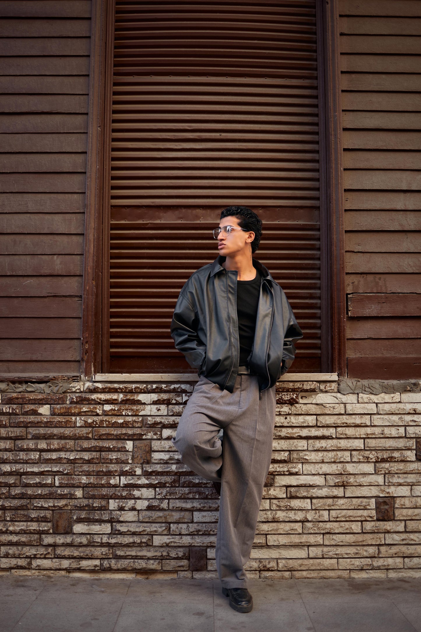 BLACK LEATHER JACKET